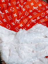 Load image into Gallery viewer, Boujee Luxe Heavy Fur Blanket
